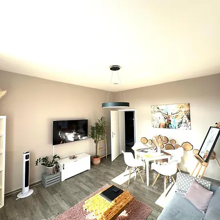 Premium Cityapartment *Tiefgarage,Netflix,Zentrum* Cottbus Buitenkant foto